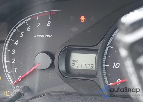 2011 Toyota Sienna Le V6 из США, поврежденный, VIN 5TDKK3DC7BS051343